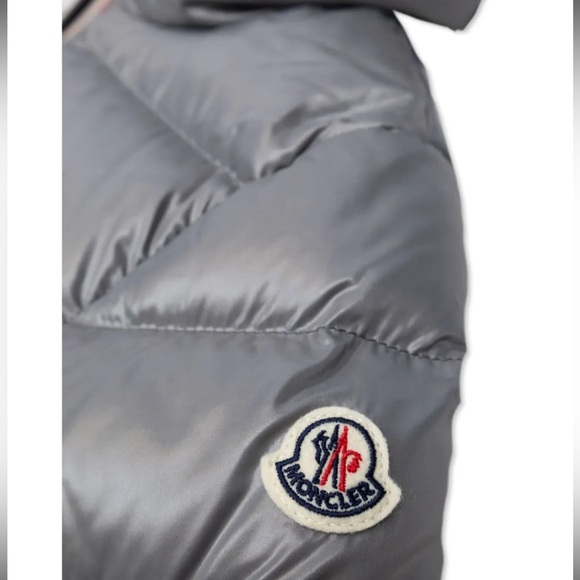 Moncler Enfant logo-patch padded jacket AUTHENTIC 18-24 months - Picture 16 of 16